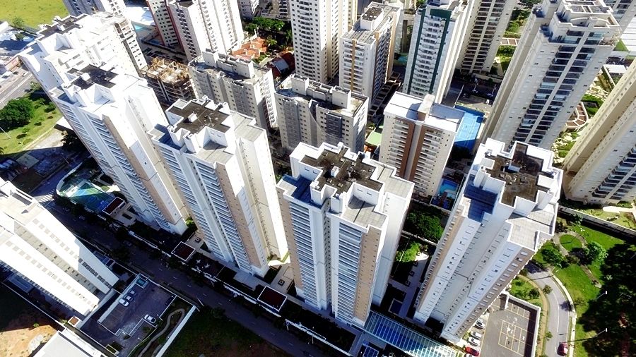 Patio Condomínio Clube: More em um verdadeiro clube em São José dos Campos, o Patio esta localizado no bairro Jardim Aquarius, apartamentos de 90 à 125 m².